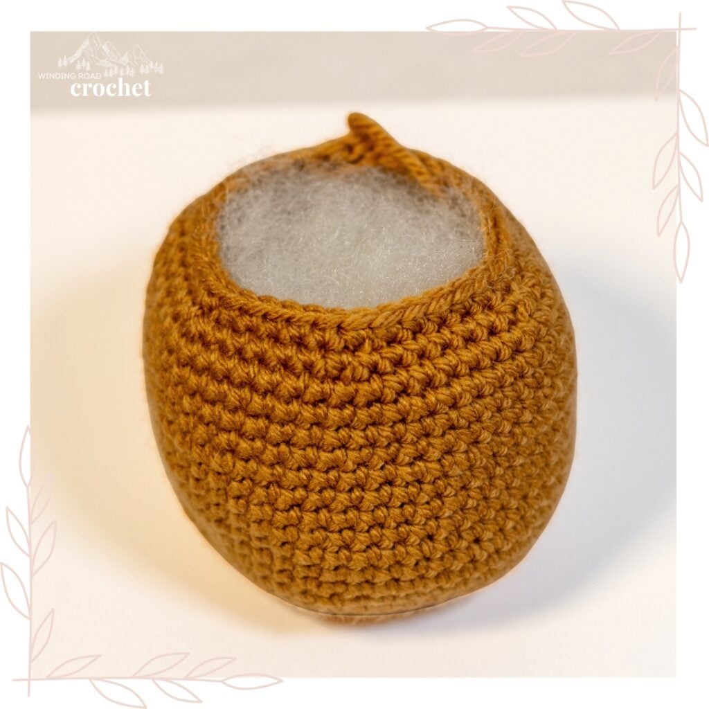 crochet gingerbread gnome body